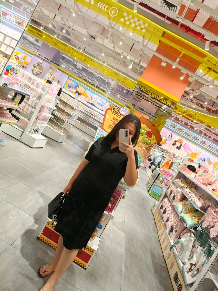 GIF uploaded by Cindy