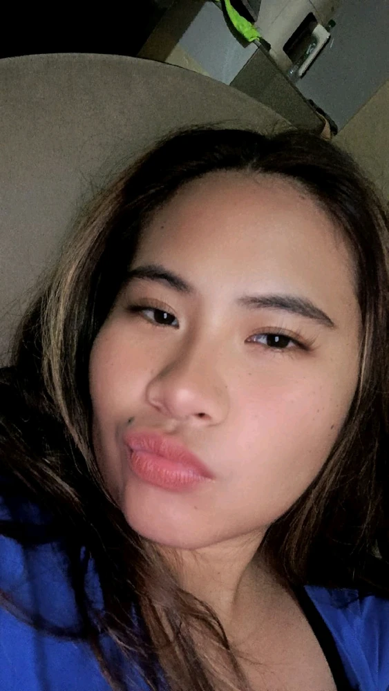 GIF uploaded by Aina