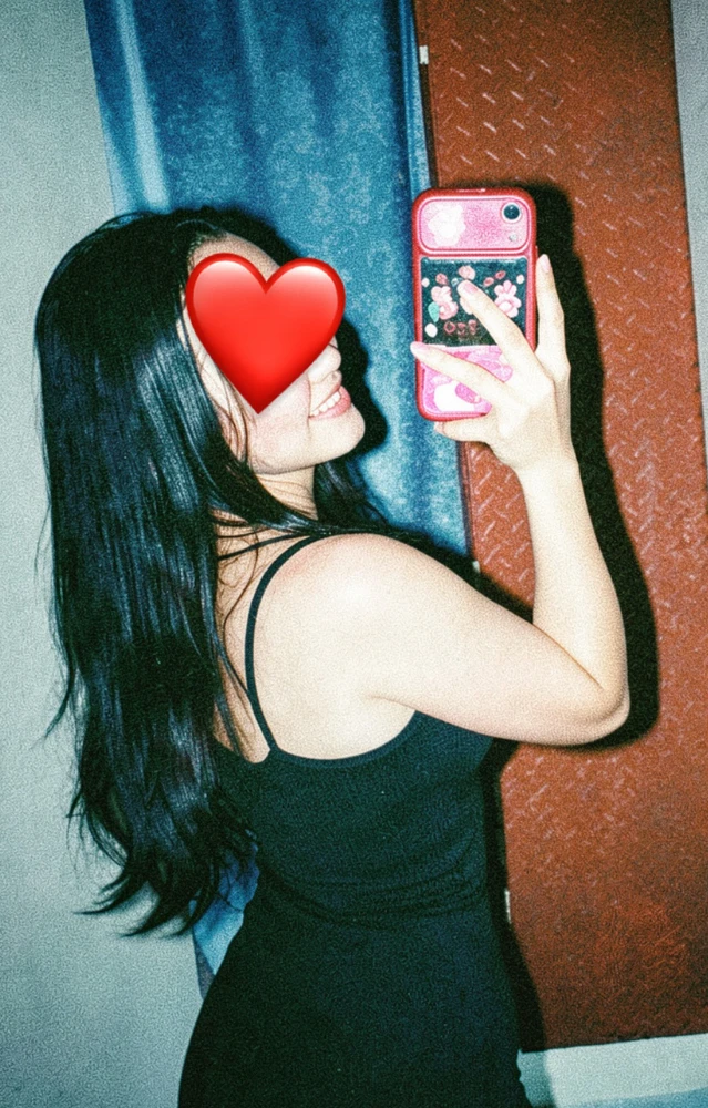 GIF uploaded by Moon Anaa