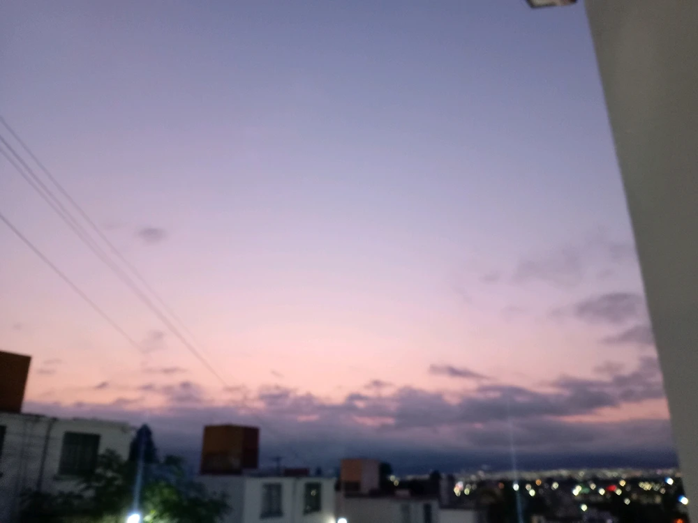 GIF uploaded by Pilar