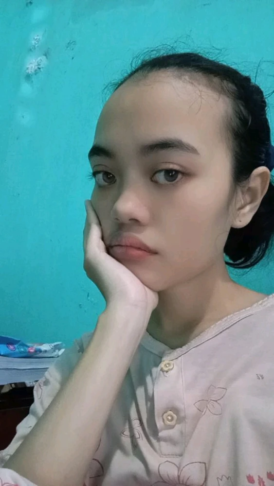GIF diunggah oleh Diana