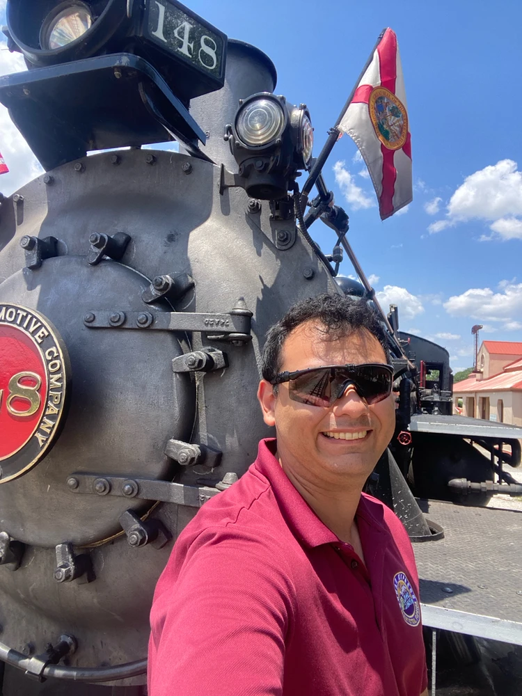 GIF uploaded by Andres