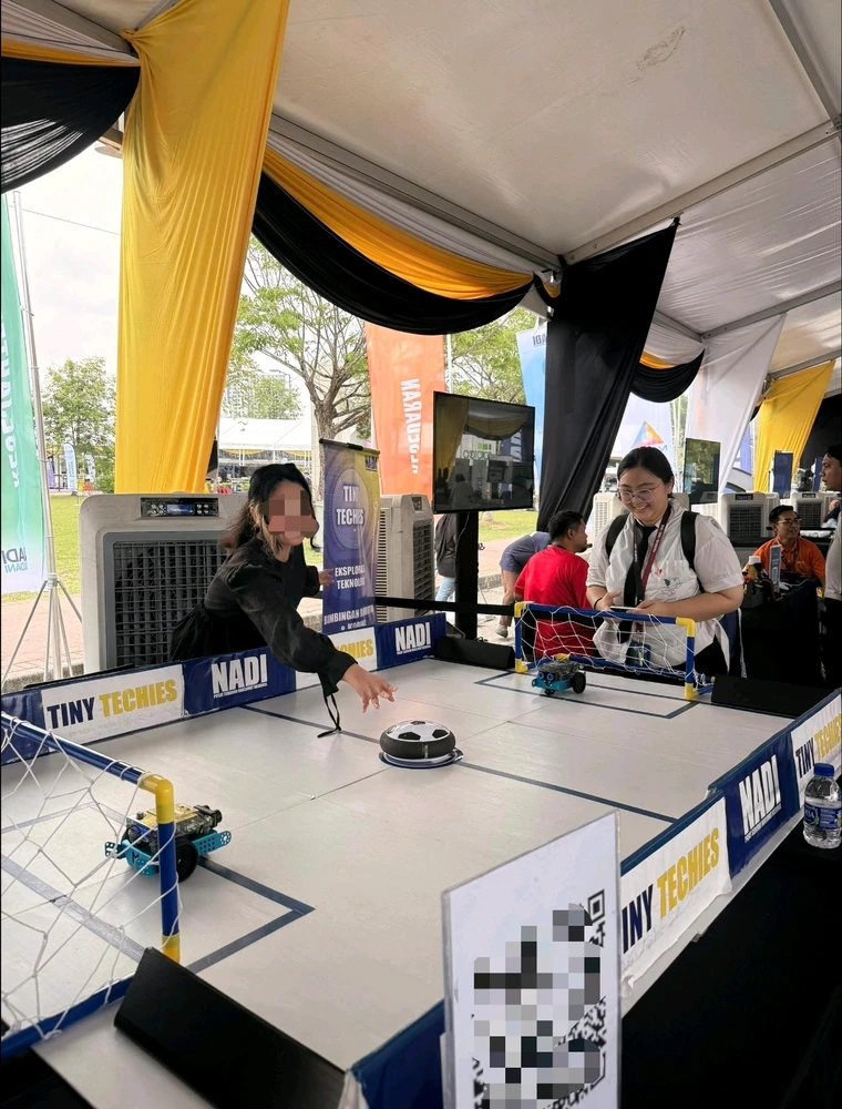 GIF uploaded by Alris