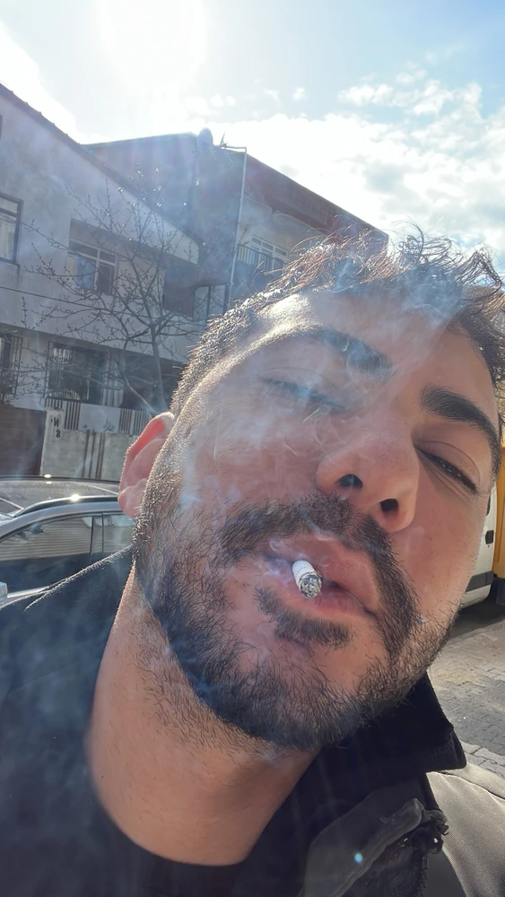 Hami tarafından yüklenen GIF