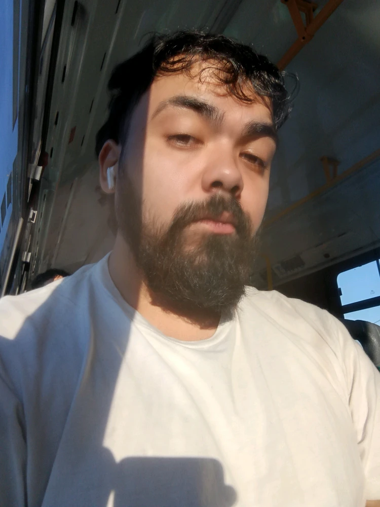 GIF uploaded by Alex