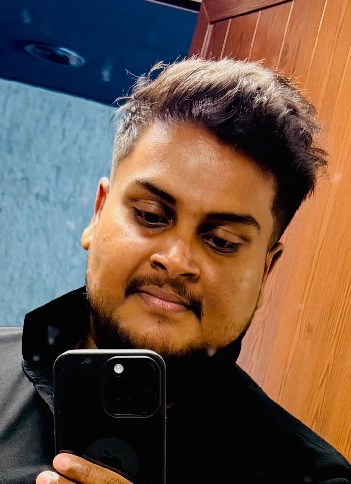 Kavishka Dilshan විසින් GIF එක upload කරන ලදී