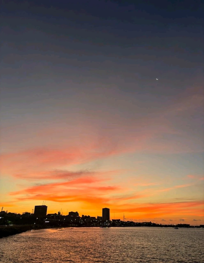 GIF uploaded by Luis