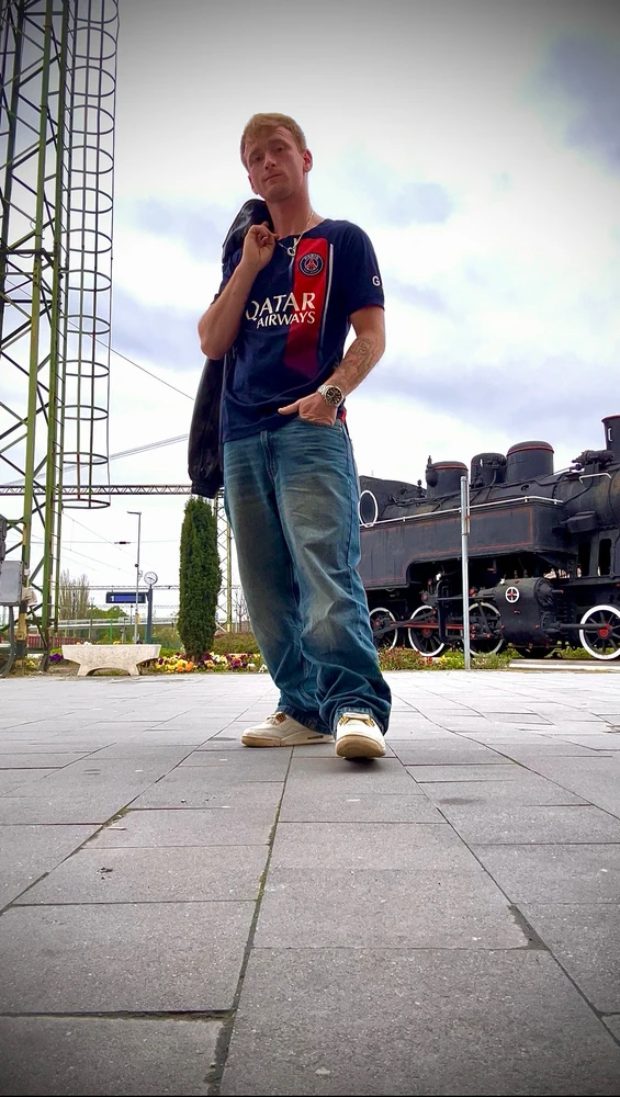 Krisz által feltöltött GIF