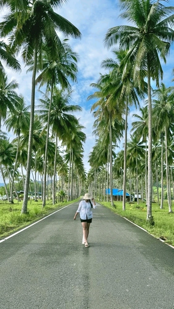 GIF uploaded by Celine