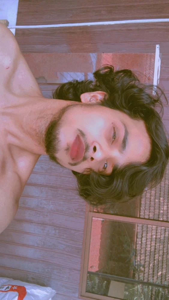 GIF opgelaai deur Aarya