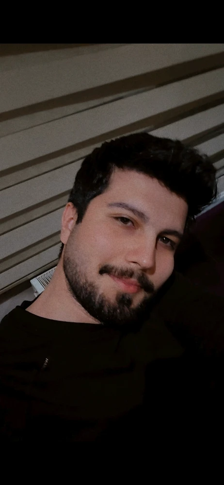 Batuhan tarafından yüklenen GIF