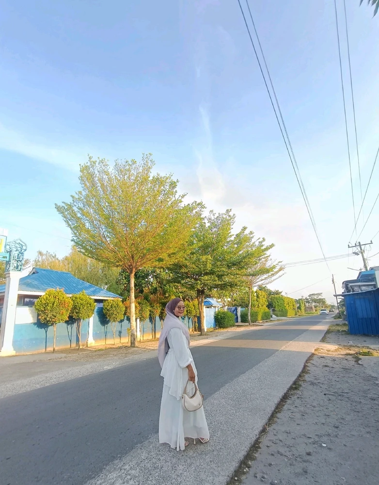 GIF diunggah oleh Rozzaqiyah