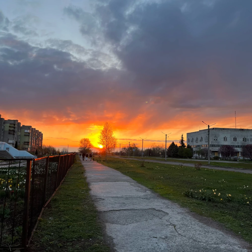 GIF uploaded by Luna