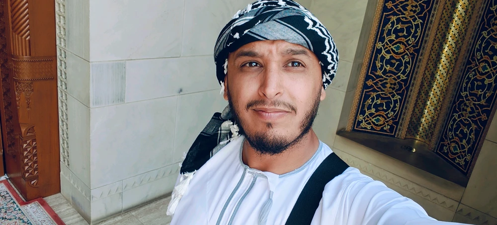 GIF uploaded by Youcef