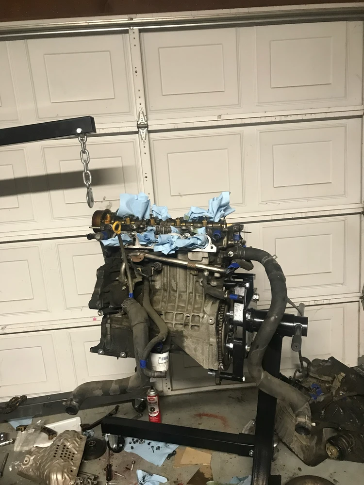 2001 Toyota Celica engine not in the car where it should be, but on an engine stand.