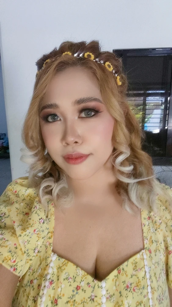 GIF uploaded by Kris