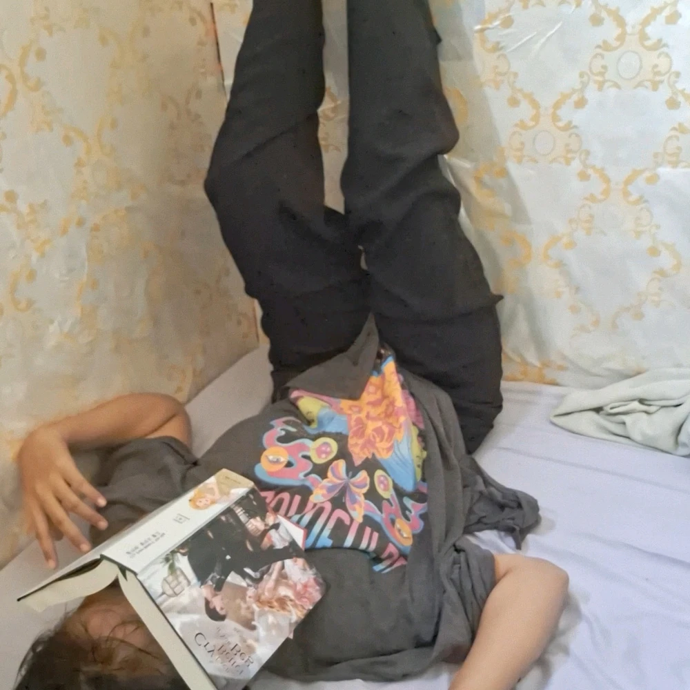 GIF uploaded by Gebi