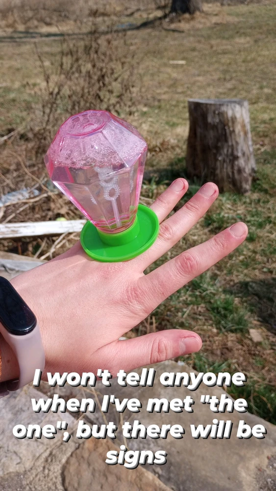 GIF uploaded by Anna