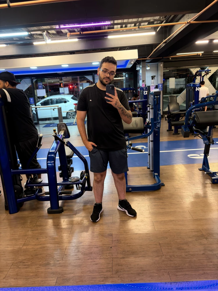 GIF uploaded by Wesley