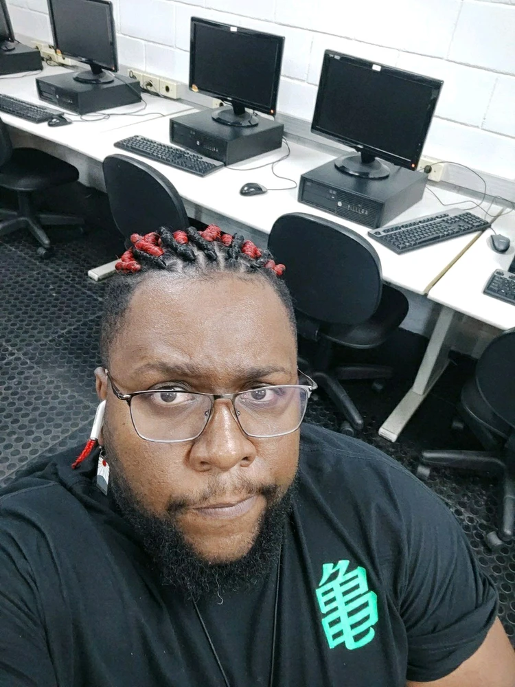 GIF uploaded by Gabriel