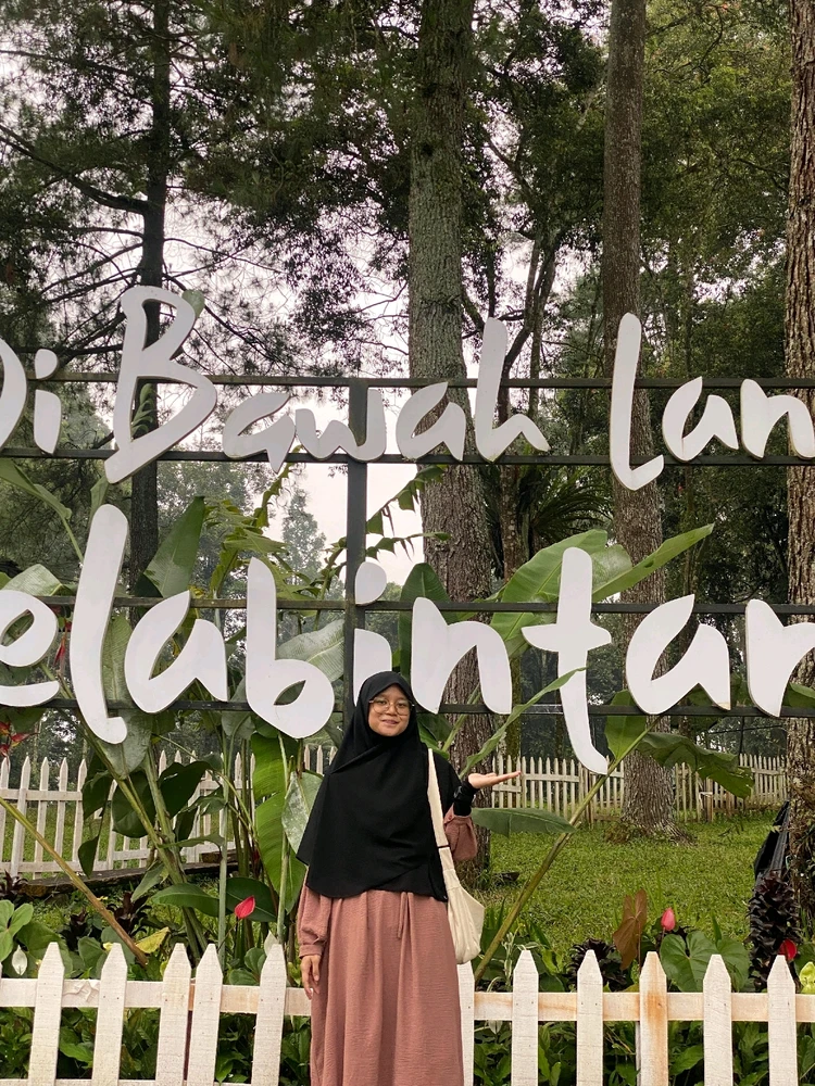 Gambar diunggah oleh Hazyel