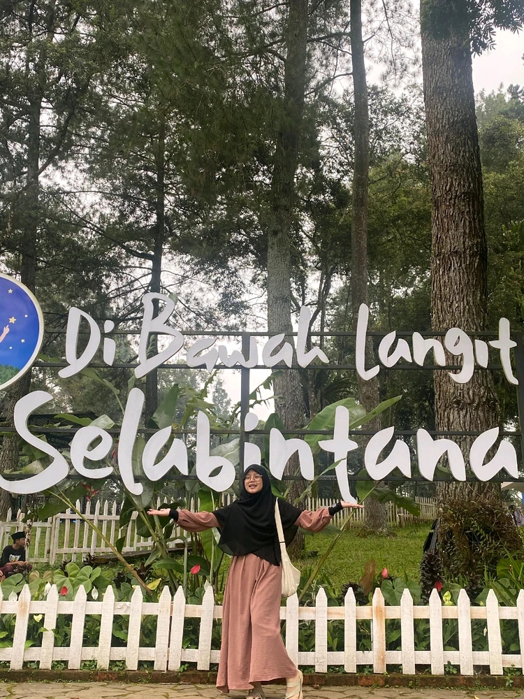 Gambar diunggah oleh Hazyel