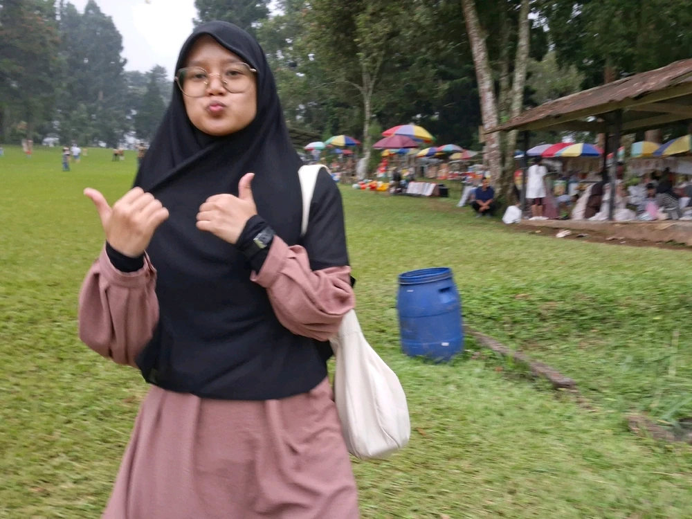 Gambar diunggah oleh Hazyel