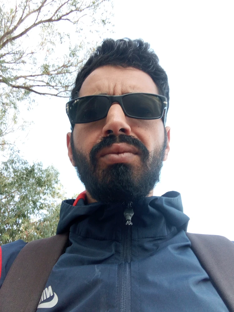 GIF uploaded by Nwar