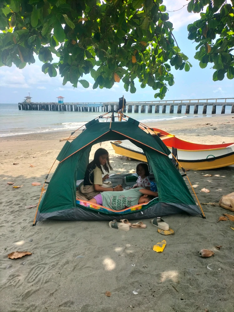 GIF uploaded by Jeserie