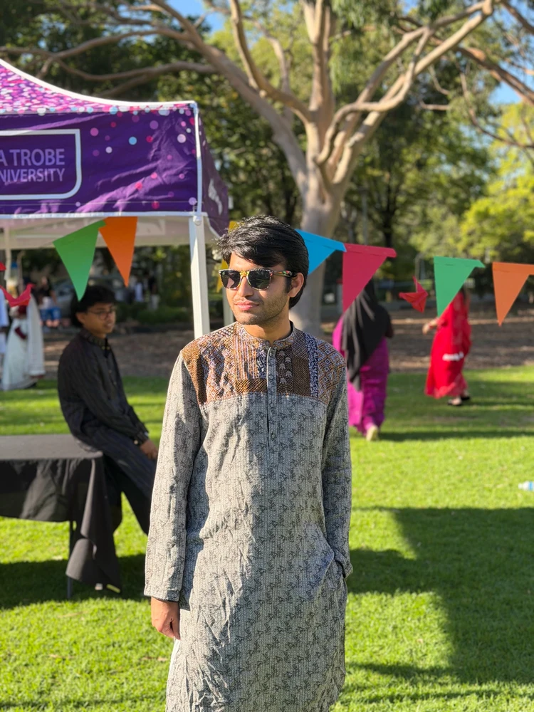 GIF uploaded by AISHARZA SAMADDER