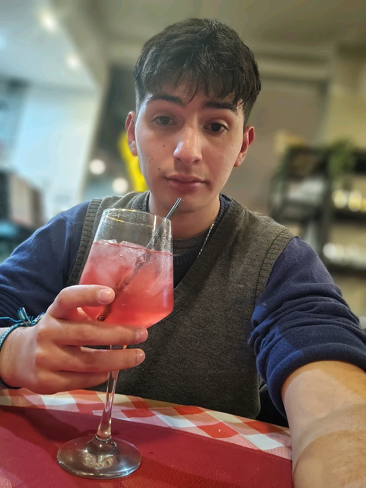GIF subido por San