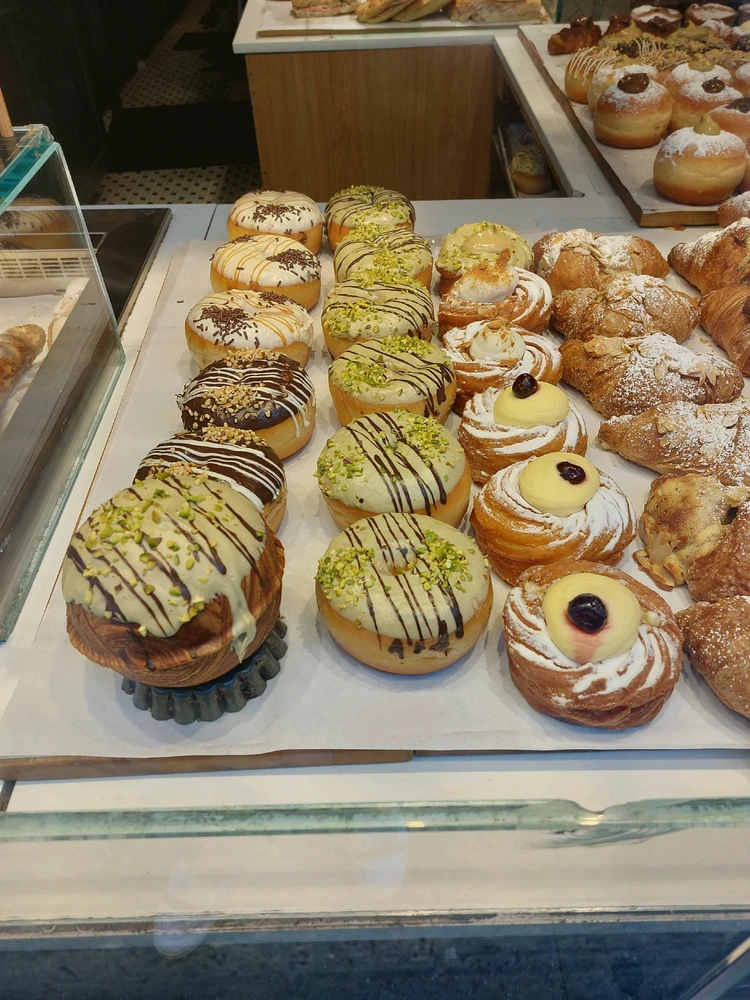 GIF uploaded by Waynez