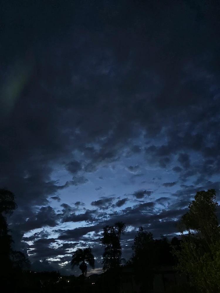 GIF uploaded by Jasi
