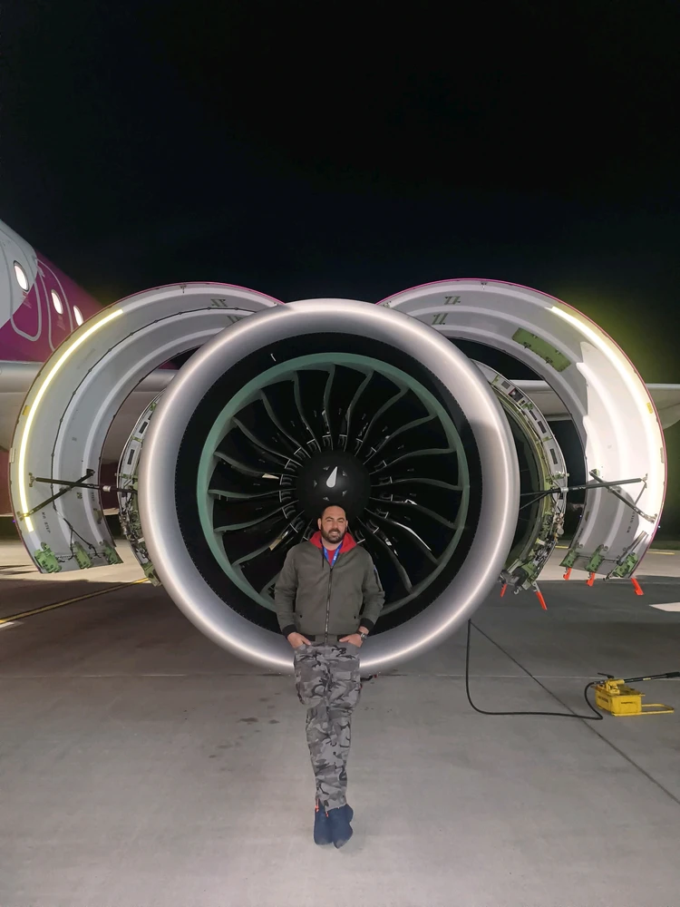 GIF încărcat de Razvan