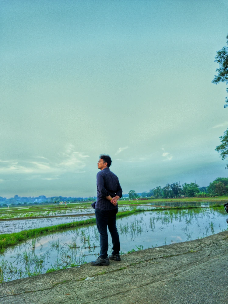 GIF uploaded by Bukhory Al-Faridzhi