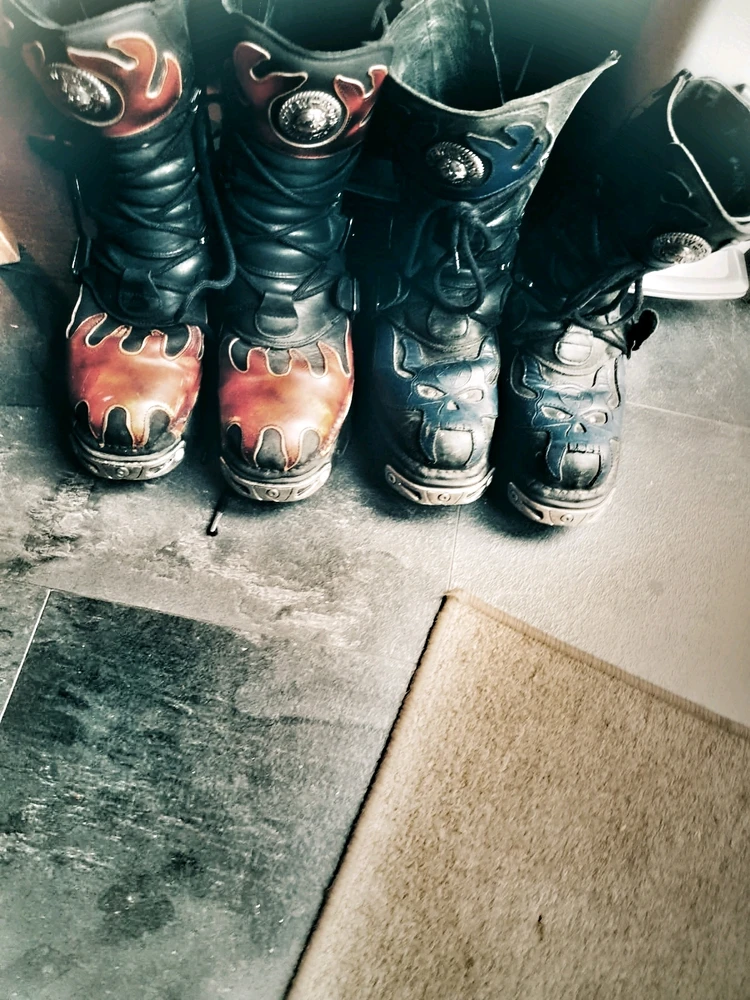 GIF uploaded by DezzieDee