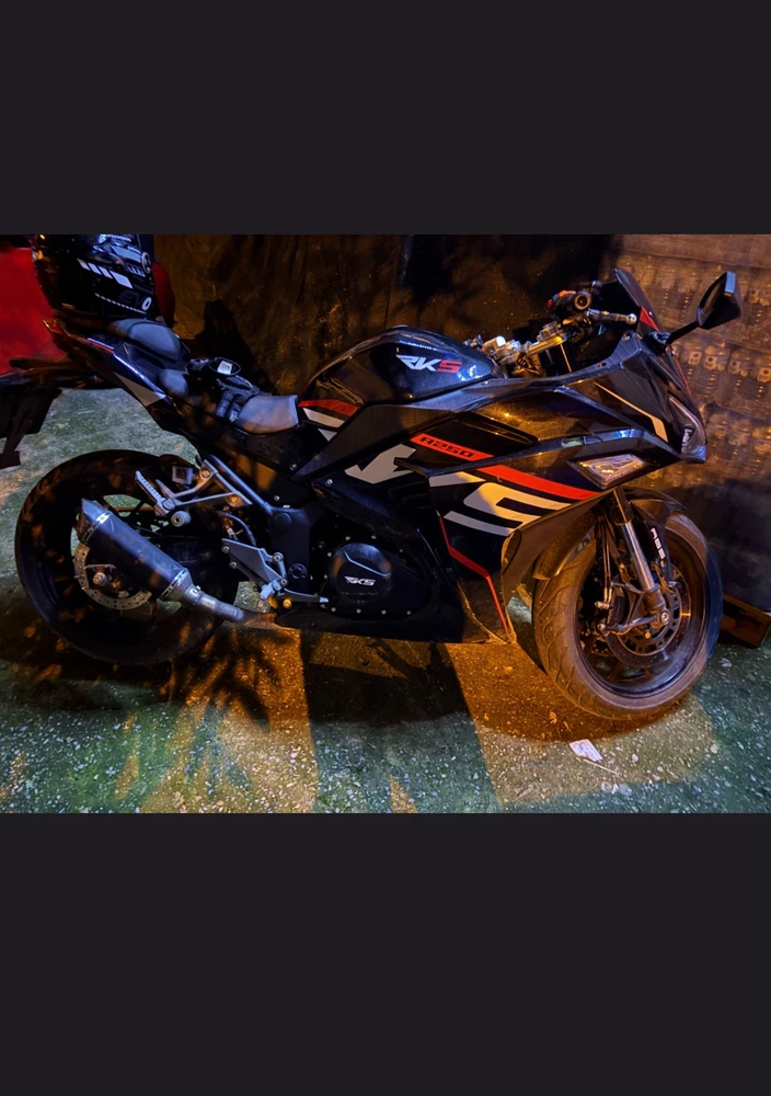 GIF uploaded by melih
