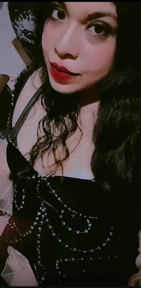 GIF uploaded by Juliane