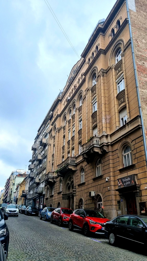 Immaġni mtellgħa minn Mila