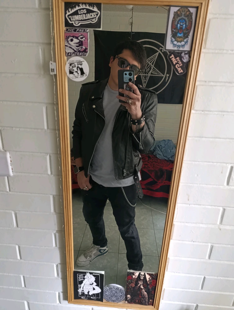 GIF uploaded by Cherry Kadavikov