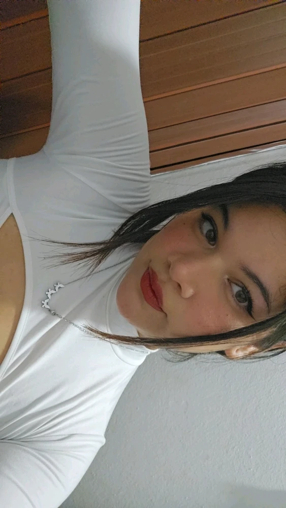 GIF uploaded by Sabrina