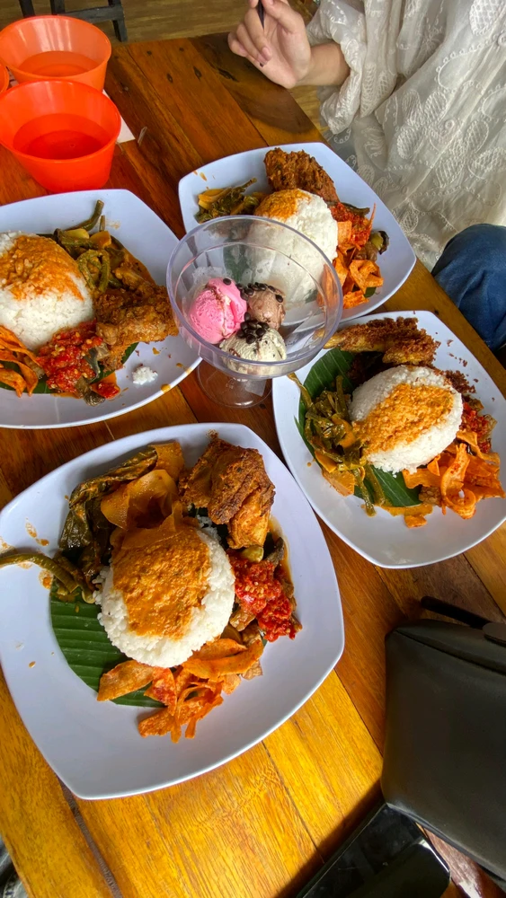 Image uploaded by sadrinaaa