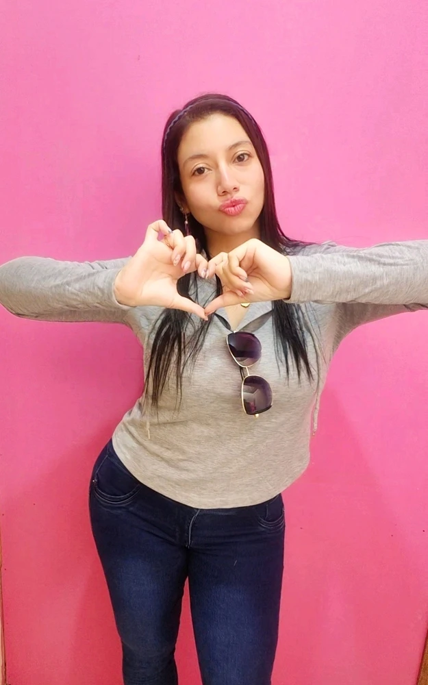 GIF uploaded by Mily