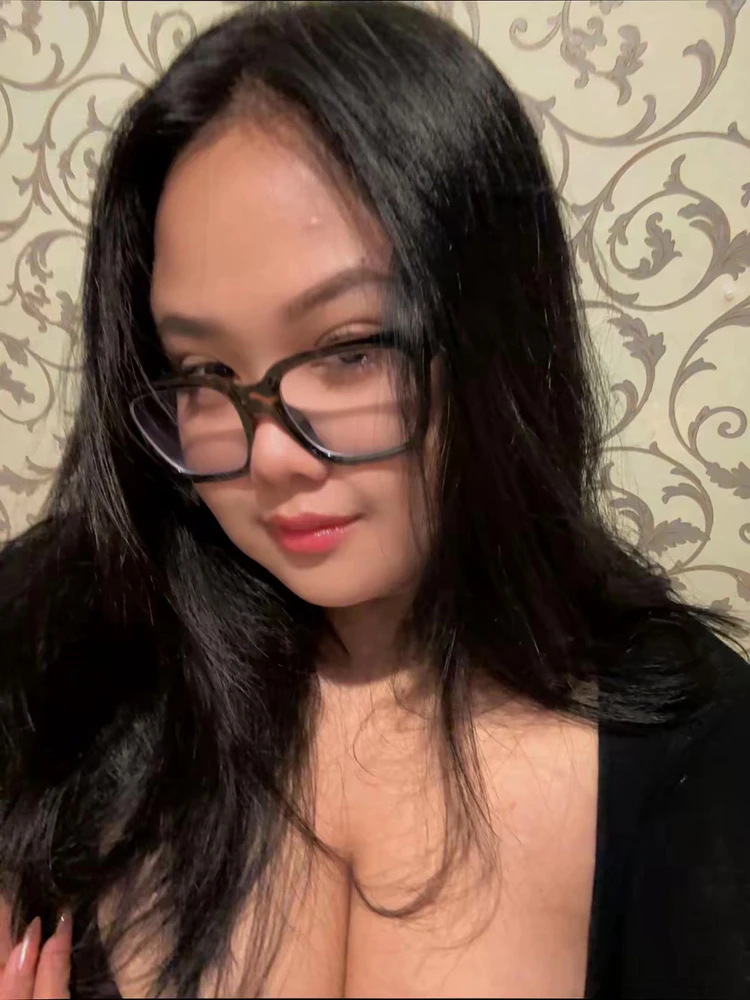 GIF uploaded by Lulu