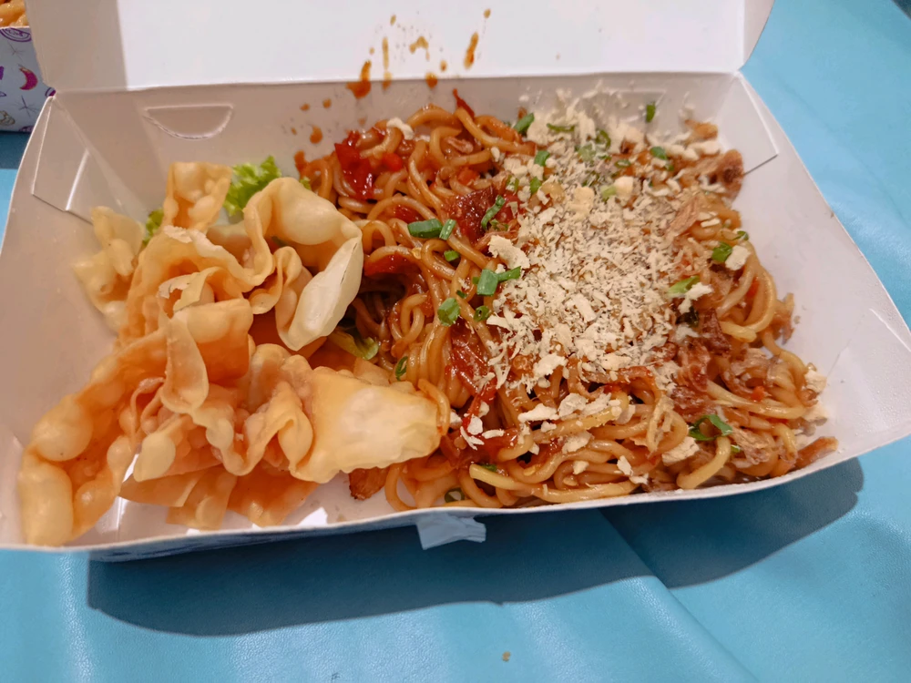 GIF uploaded by Deka