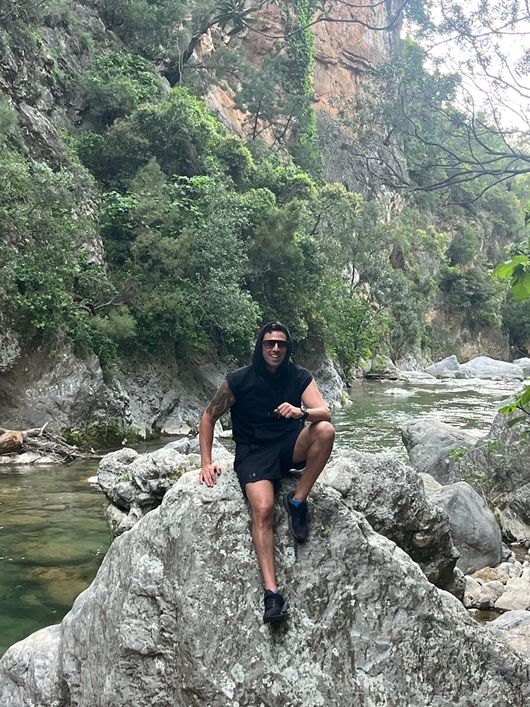 GIF uploaded by Aslan