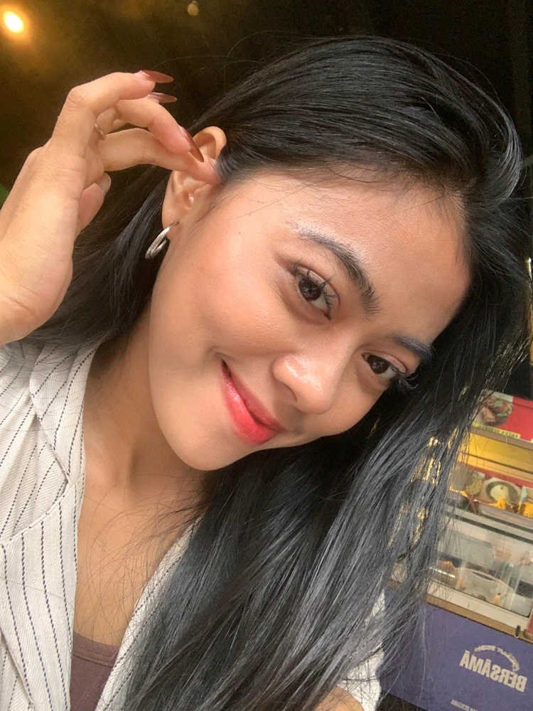 GIF uploaded by Nay