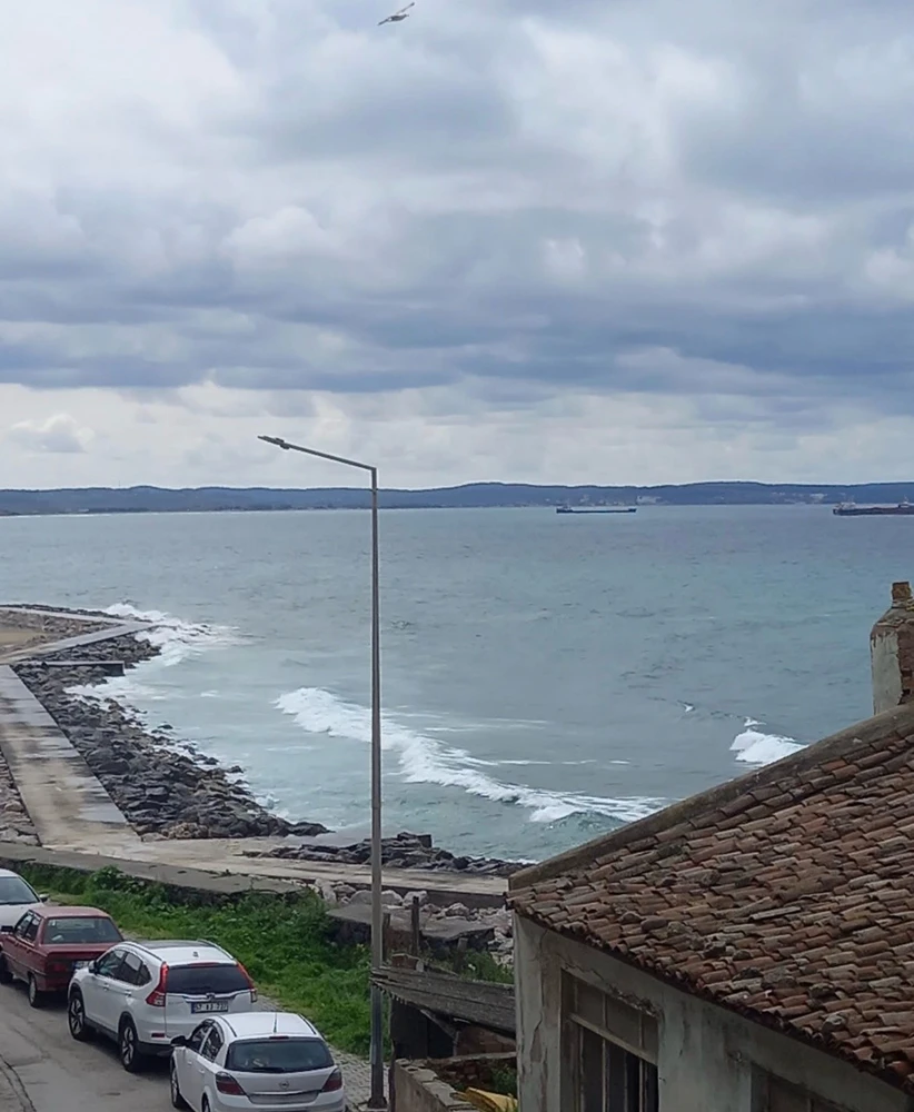 GIF uploaded by Farzet ki