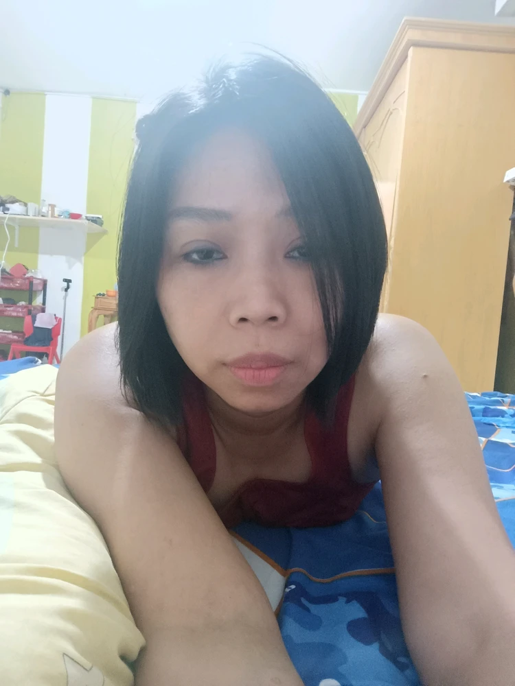 GIF uploaded by Yenni