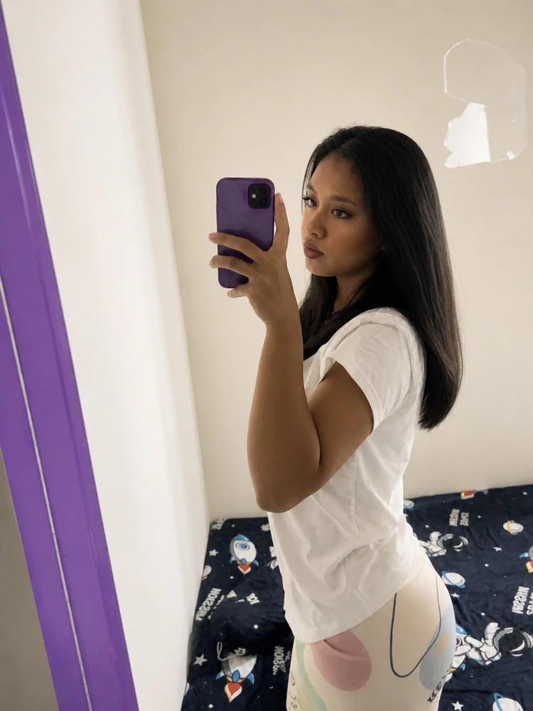 GIF uploaded by Lelaaaa